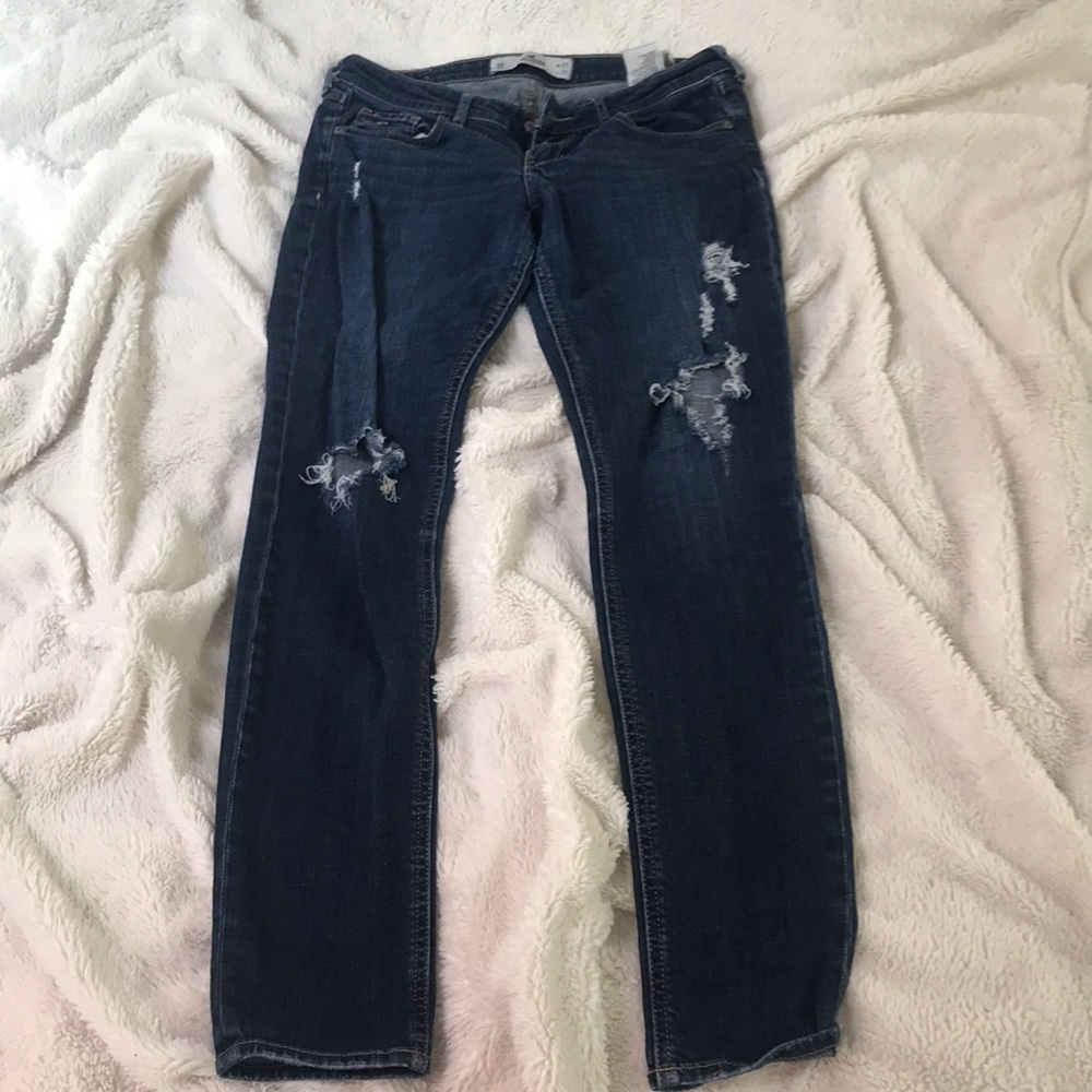 Hollister Holy Jeans
